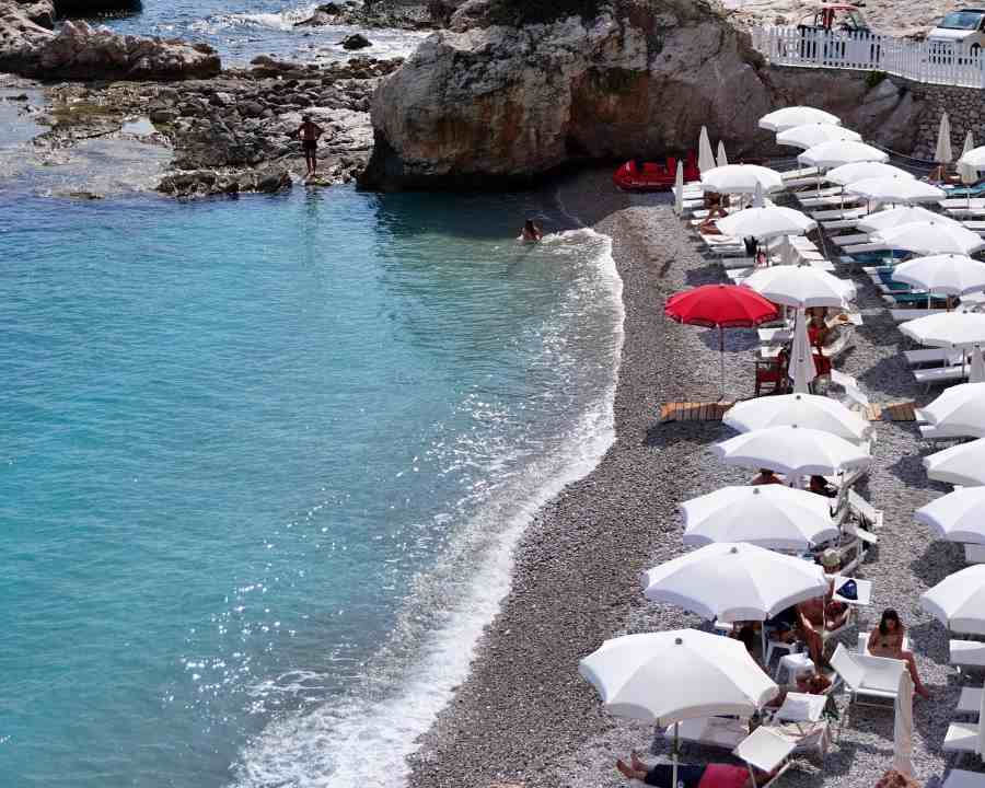 Bagni Spiaggetta dei Balzi Rossi