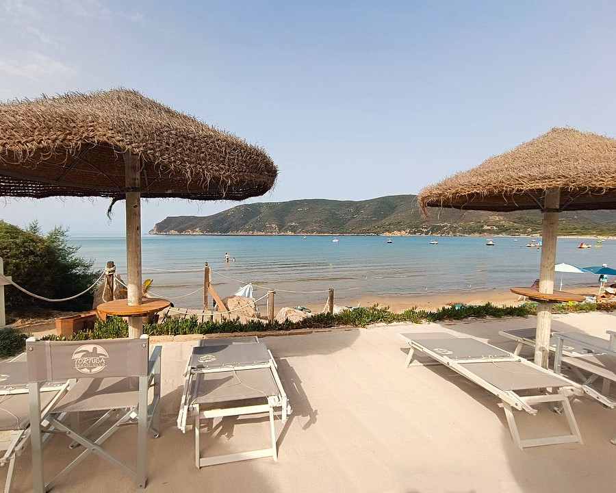Tortuga Beach Club